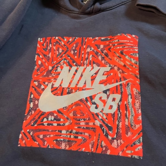 Nike SB Triangle GFX Hoodie Sz L Pullover Mens Navy Blue Red - Picture 7 of 9